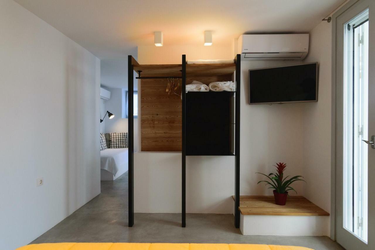 L'Arco Milos Suite Adamantas Exterior photo